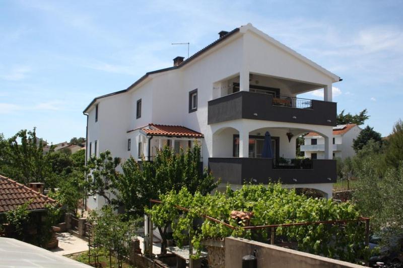 Apartments Hajl Veglia Exterior foto