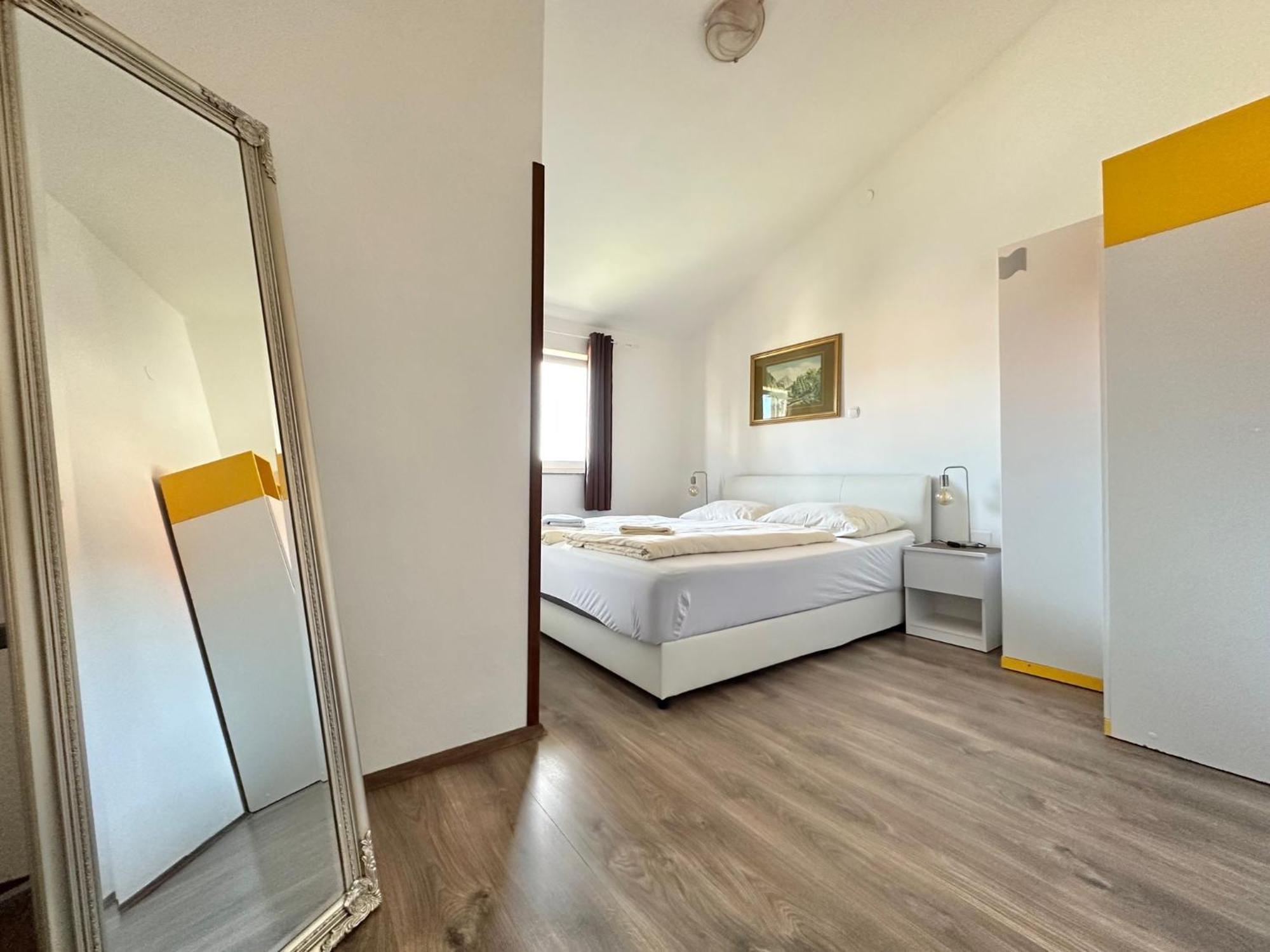 Apartments Hajl Veglia Exterior foto