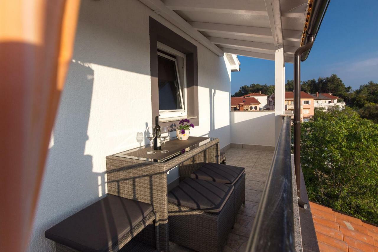 Apartments Hajl Veglia Exterior foto