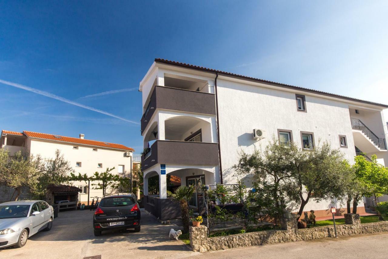 Apartments Hajl Veglia Exterior foto